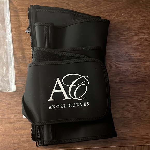 Waist trainer - Picture 2 of 2